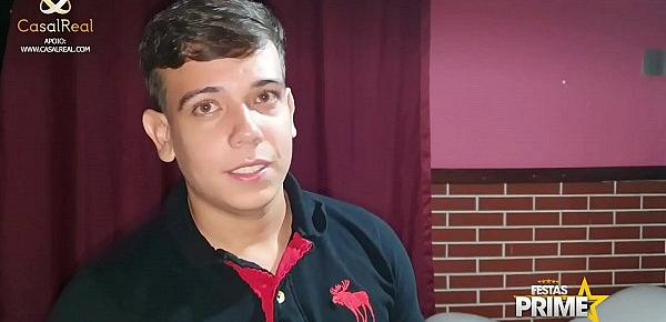  Novinho De 18 anos perde a Virgindade pra Preta Fogosa Bandida Na Festa Prime